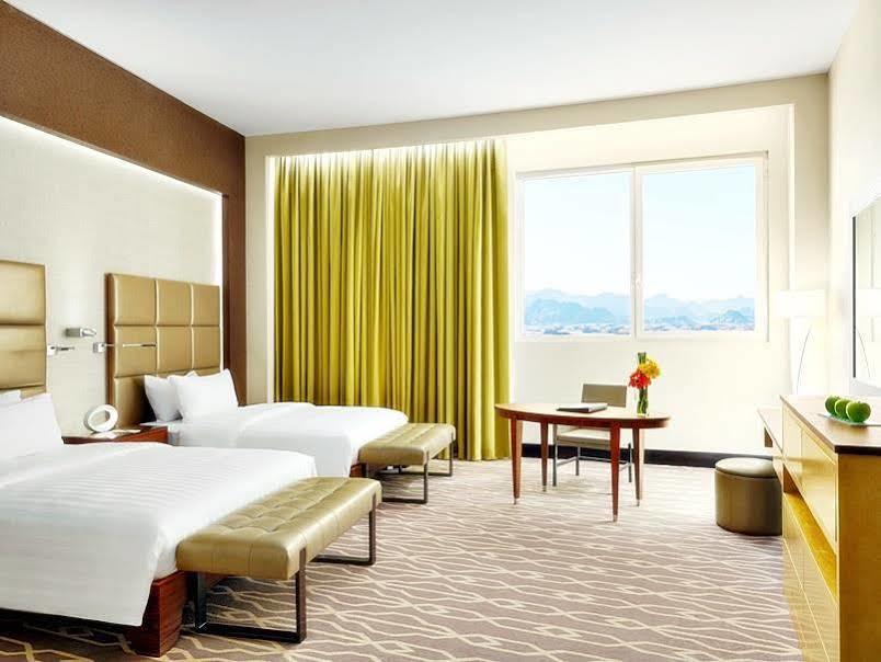Millennium Hail Hotel Exterior photo A guest room at the MGM Grand