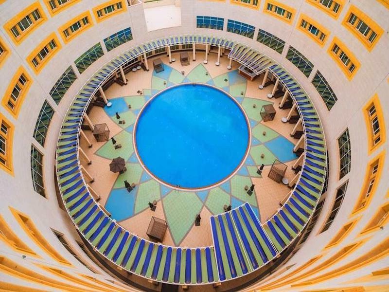 Millennium Hail Hotel Exterior photo The atrium of the school